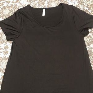Lularoe Classic Tee
